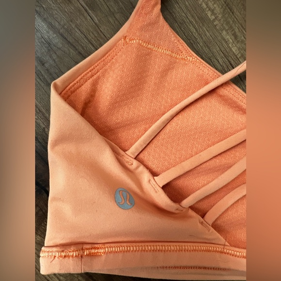 Very Well Loved Lululemon Free to Be Sports Bra - Picture 2 of 7